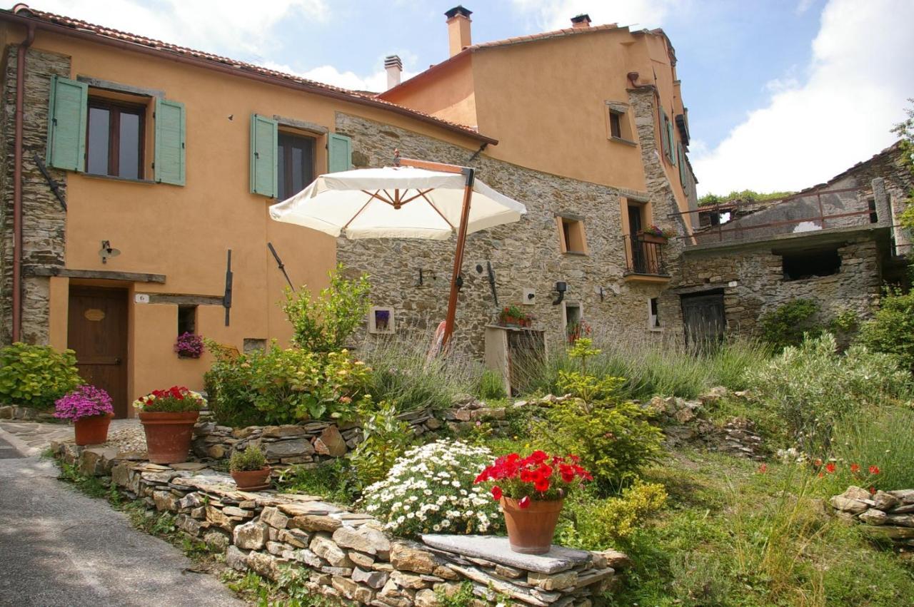 Casa Vittorina Villa Cesio Exteriör bild
