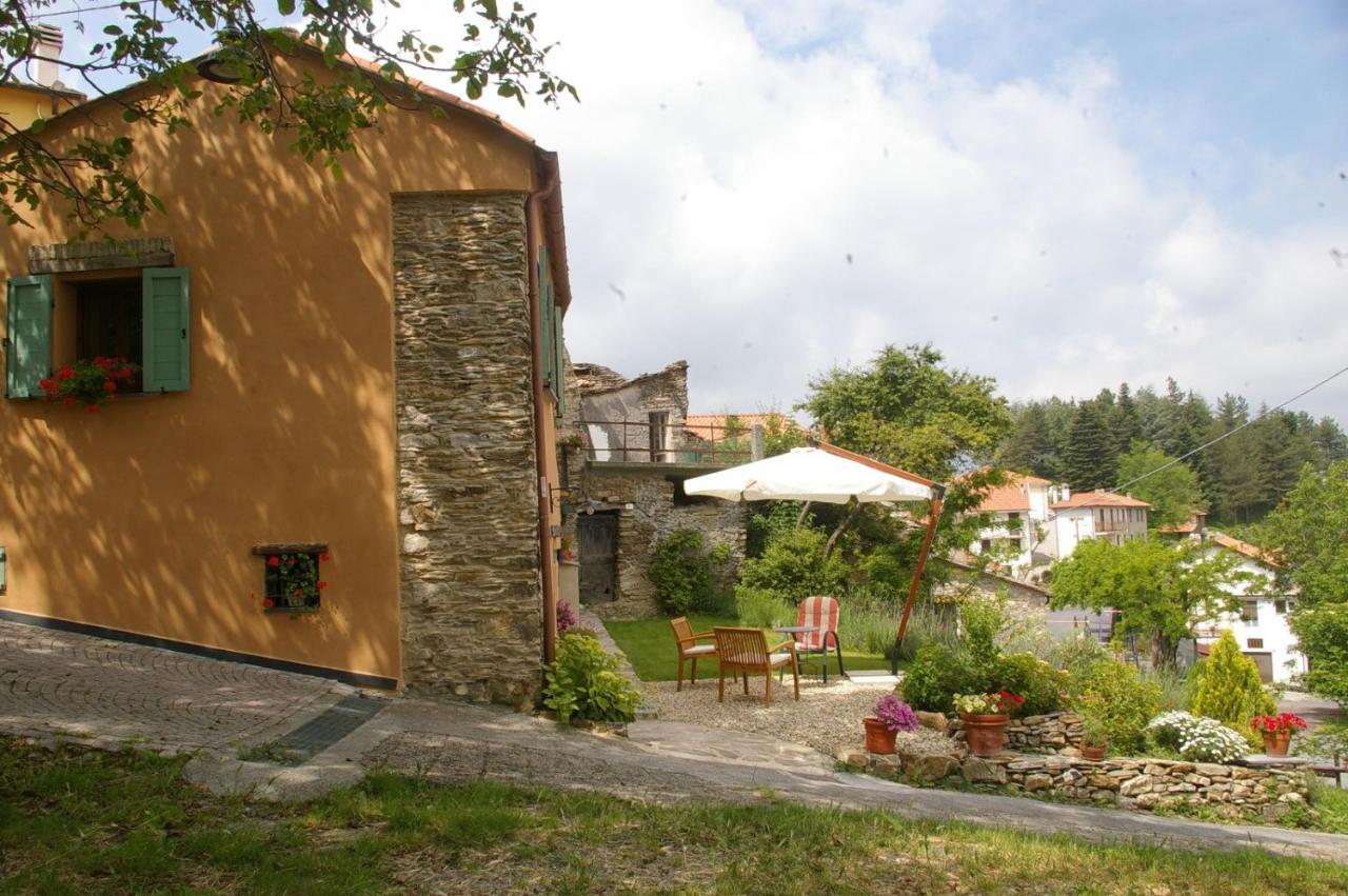 Casa Vittorina Villa Cesio Exteriör bild