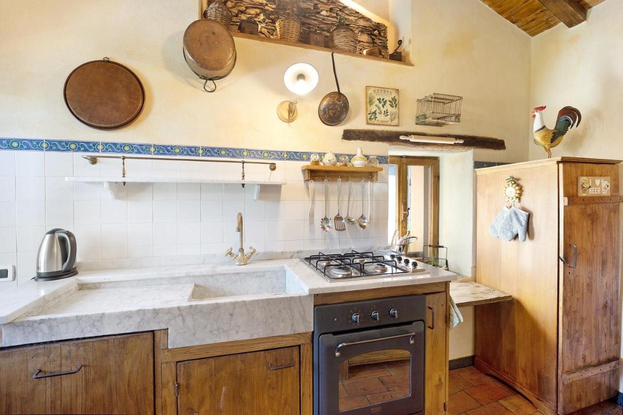 Casa Vittorina Villa Cesio Exteriör bild