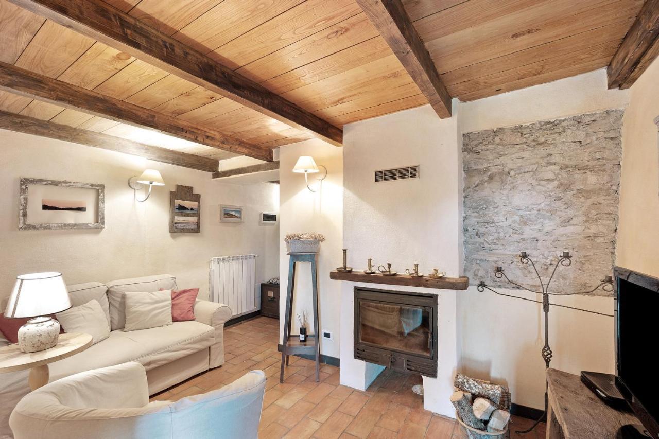 Casa Vittorina Villa Cesio Exteriör bild